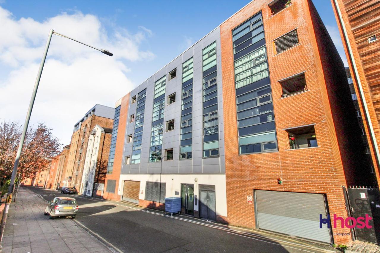 Host - Elegant Apartment Liverpool