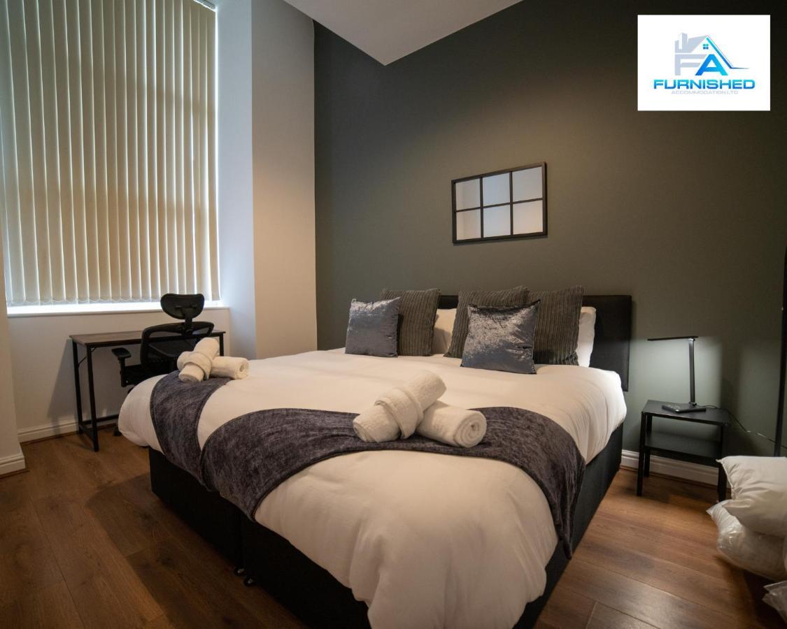 Contractor By Furnished - Free Parking Apartment *