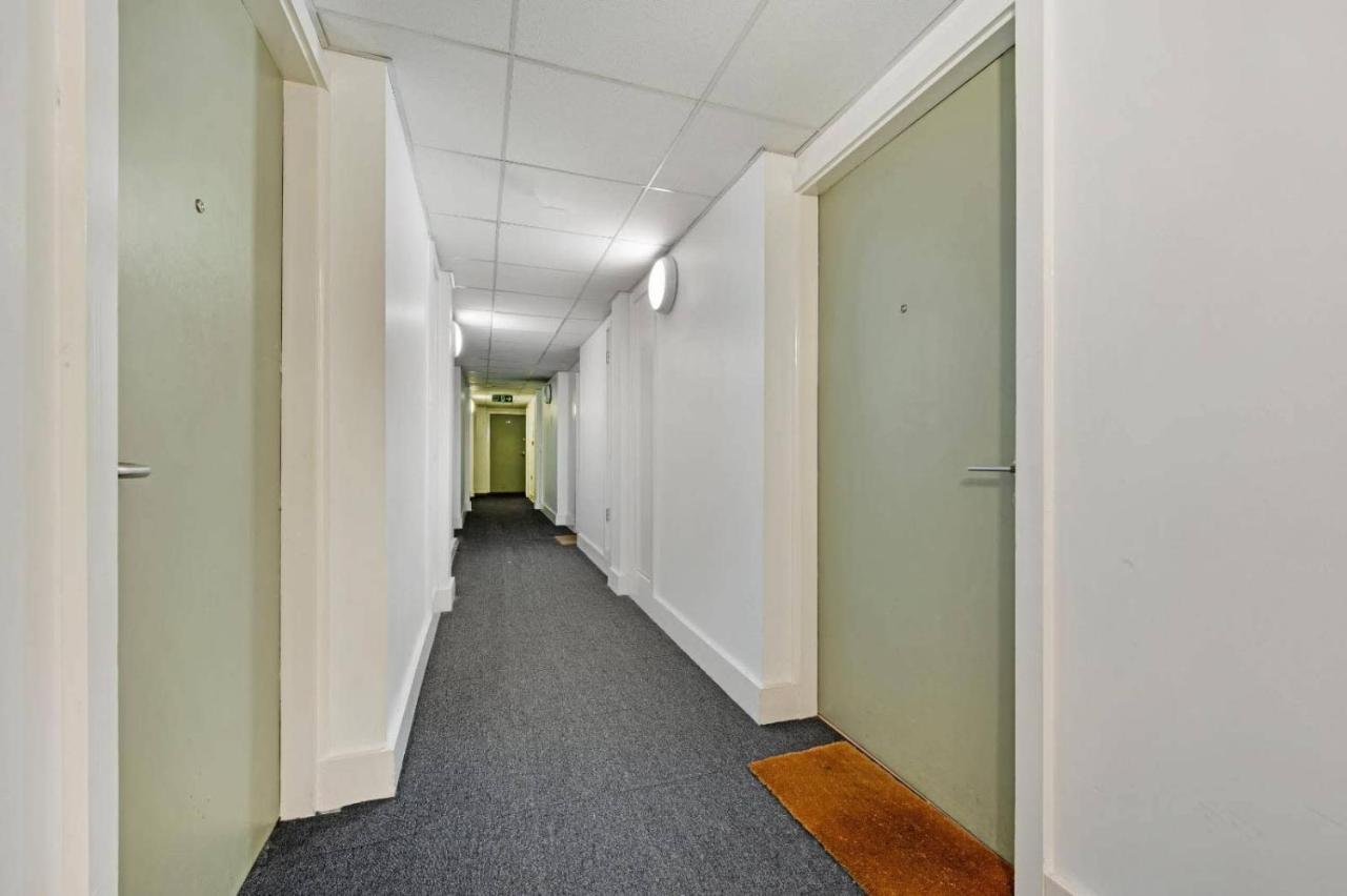 Host & - Knowledge Quarter Apartment *