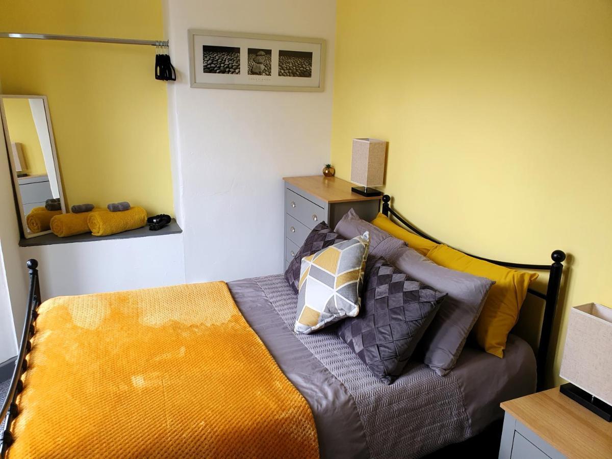 9 Dial Street Homestay *