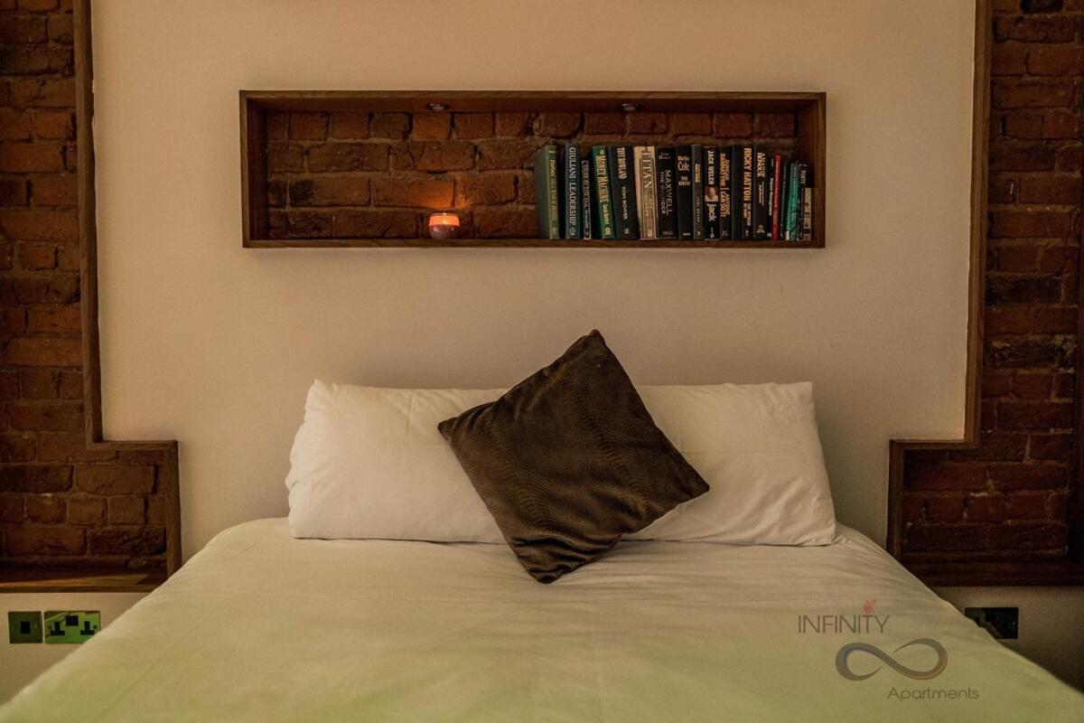 The Famous Floor Sleeps 26 And Group Acc Sleeps30 *