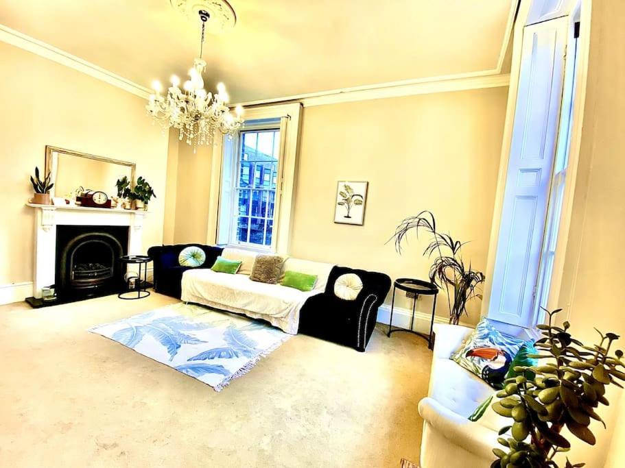 Holiday home Luxury Georgian Townhouse - Central Location