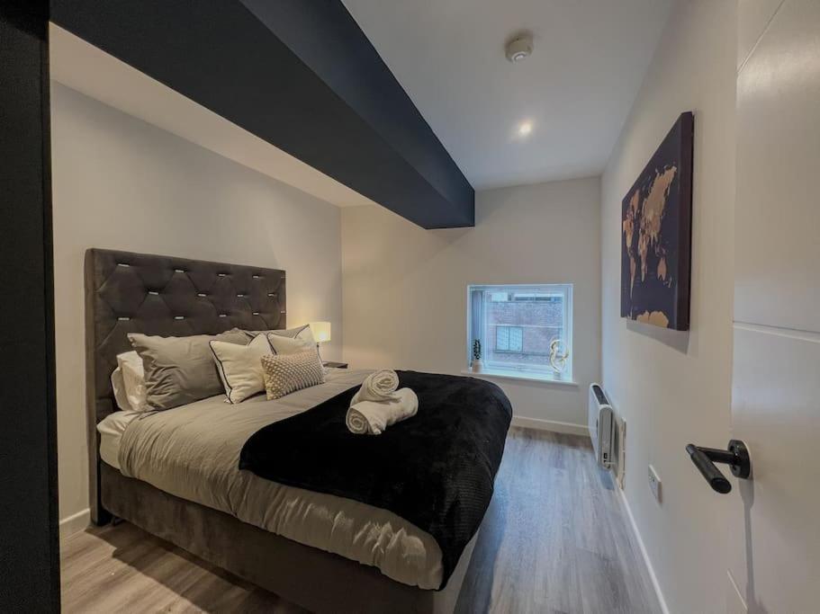 Orange Rentals-high Spec, Midnight Suite, Sleeps 4-pets Welcome! Apartment Liverpool