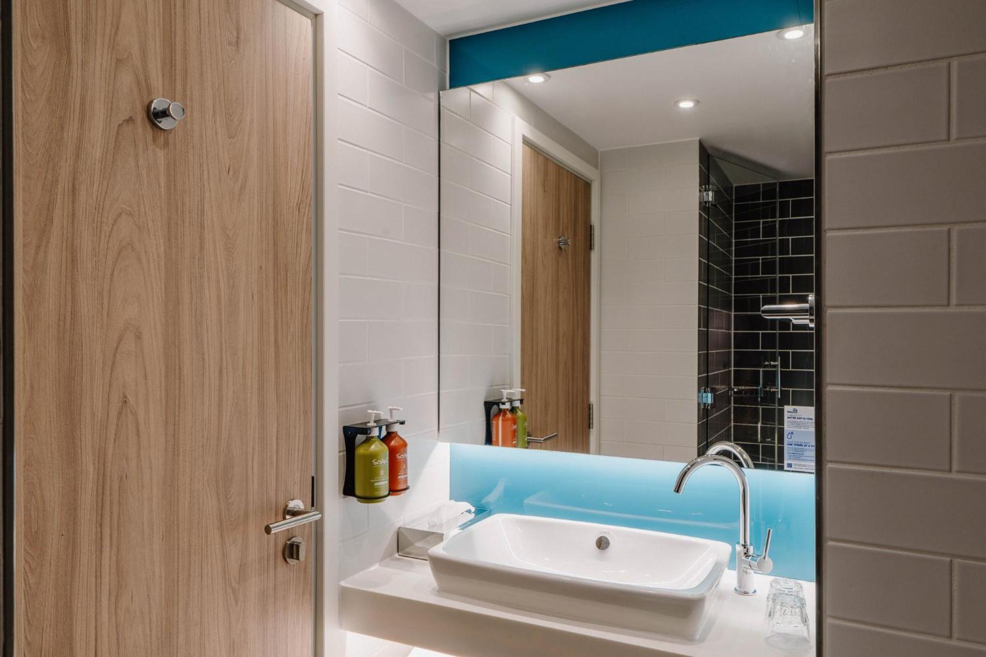 Express - By Ihg Liverpool