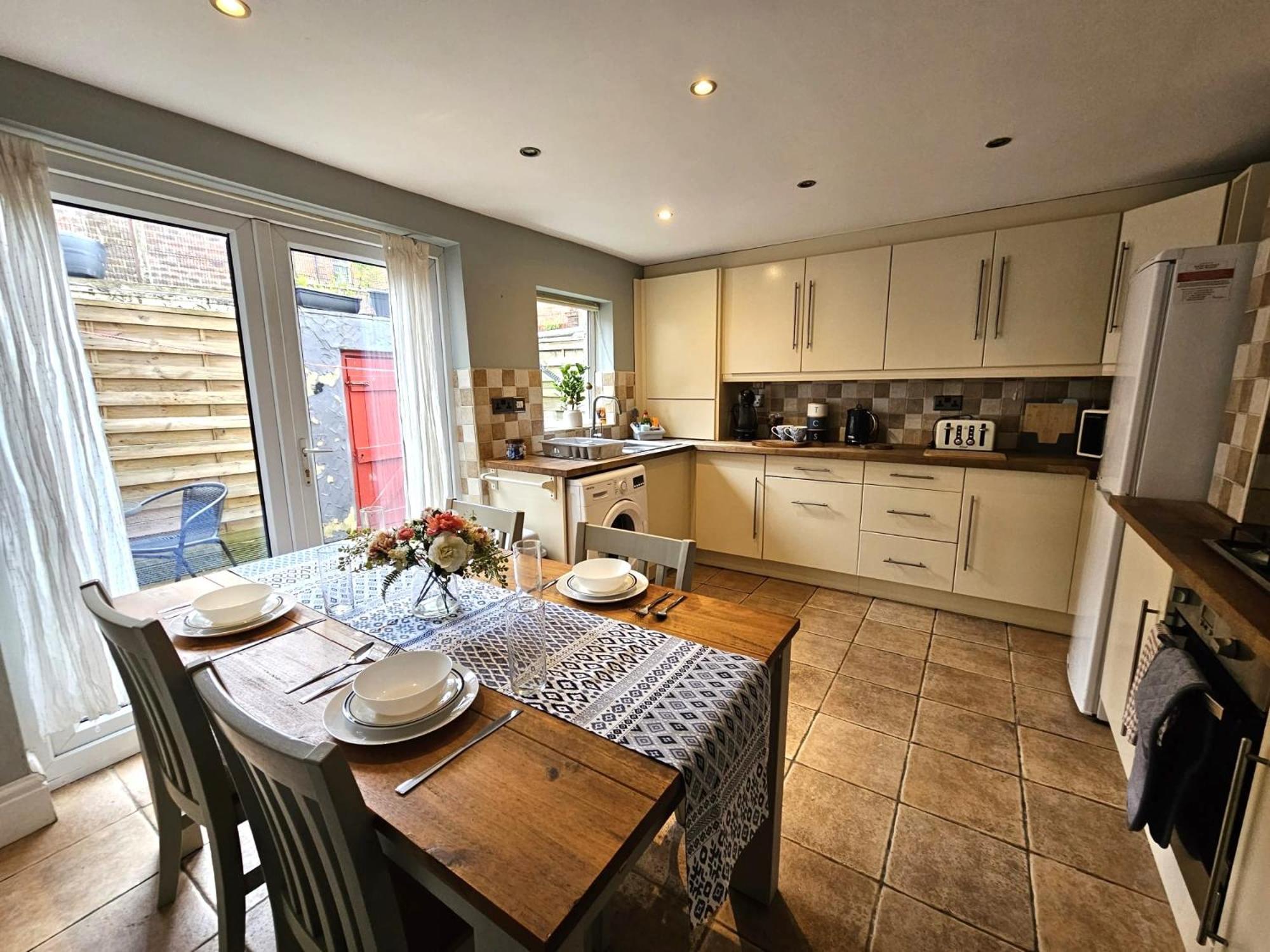 Lovely Victorian House Near Centre Holiday home Liverpool