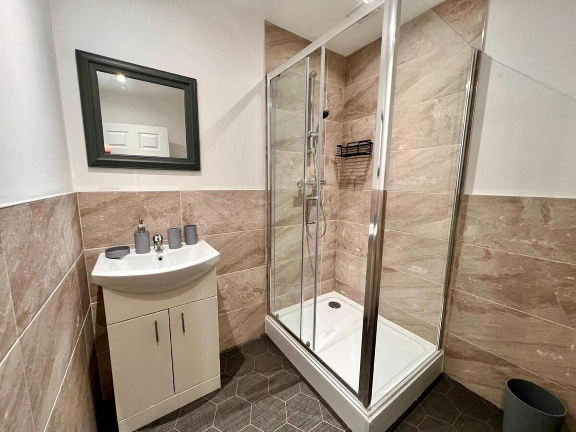 Impeccable 2-bed Apartment-en-suite Liverpool
