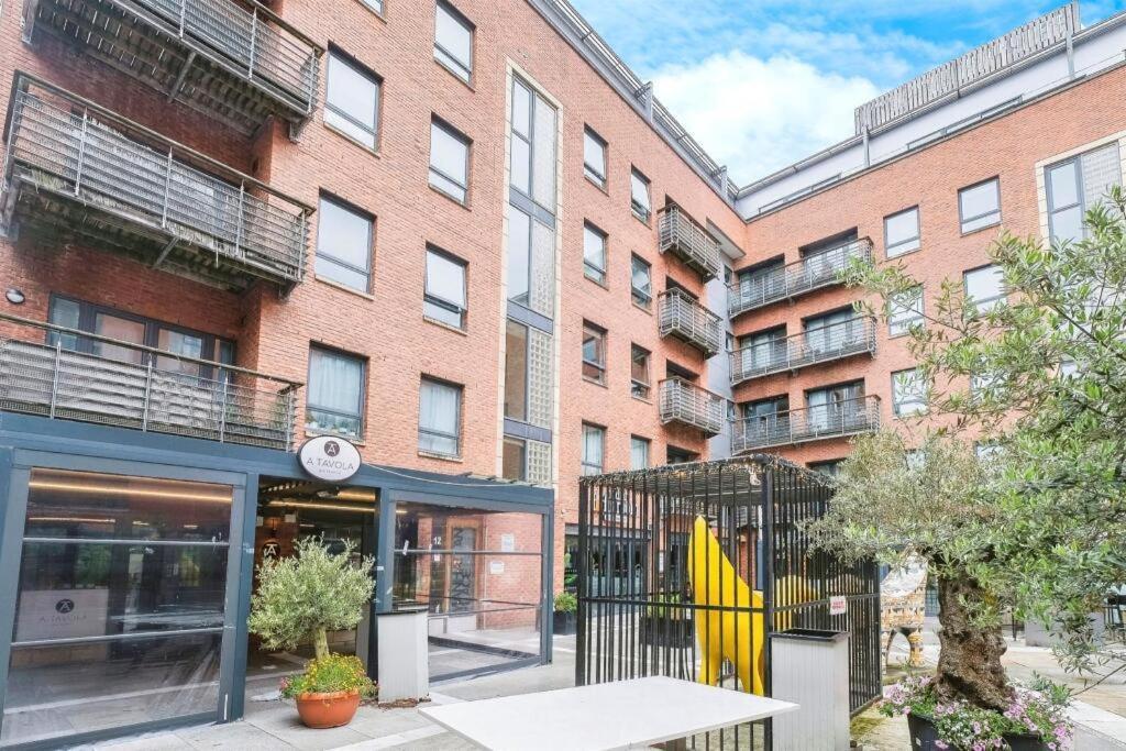 Centre - East Village Apartment