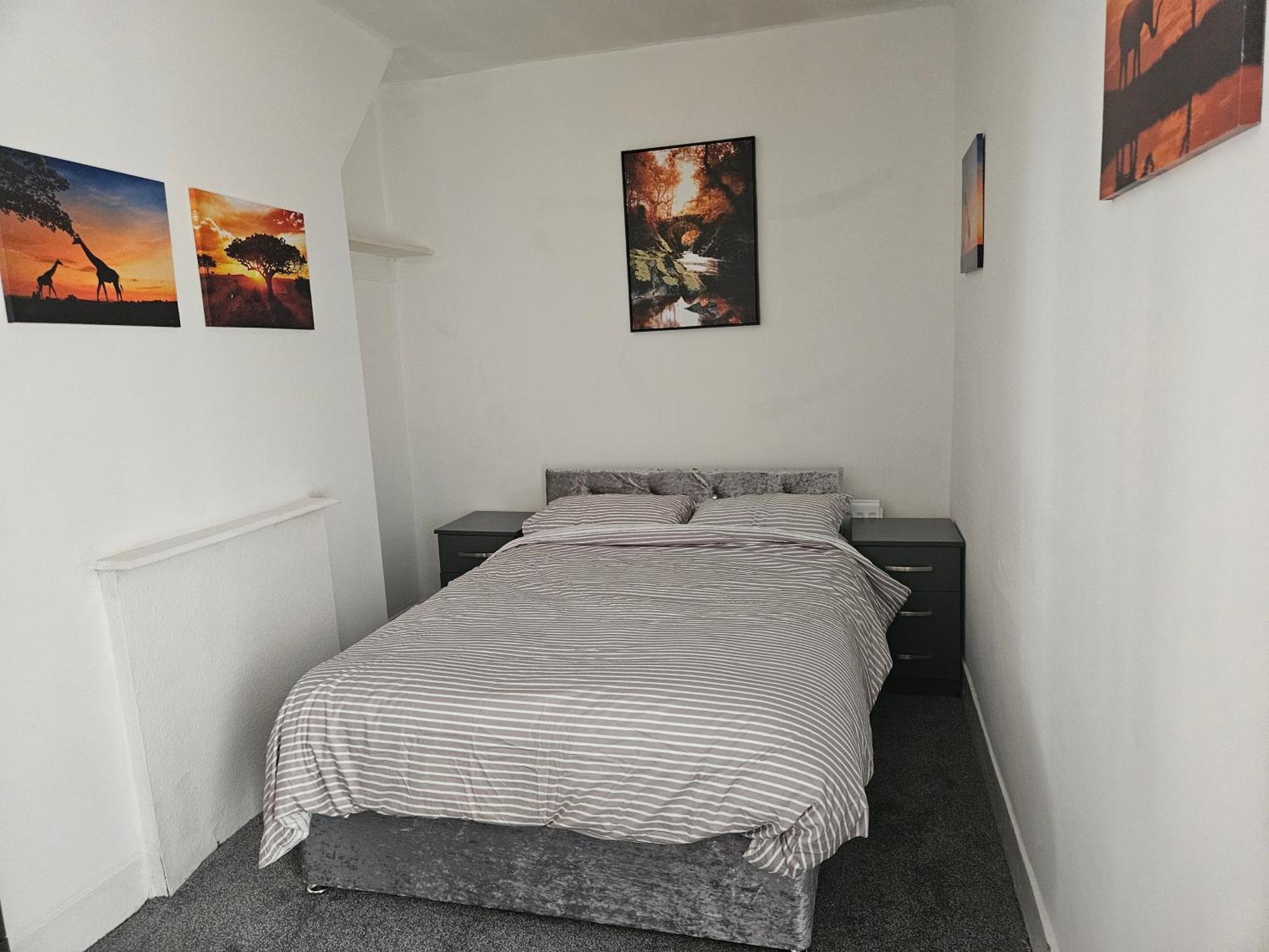 Apartment Haven, Stylish And Spacious 3-bedroom With Access *