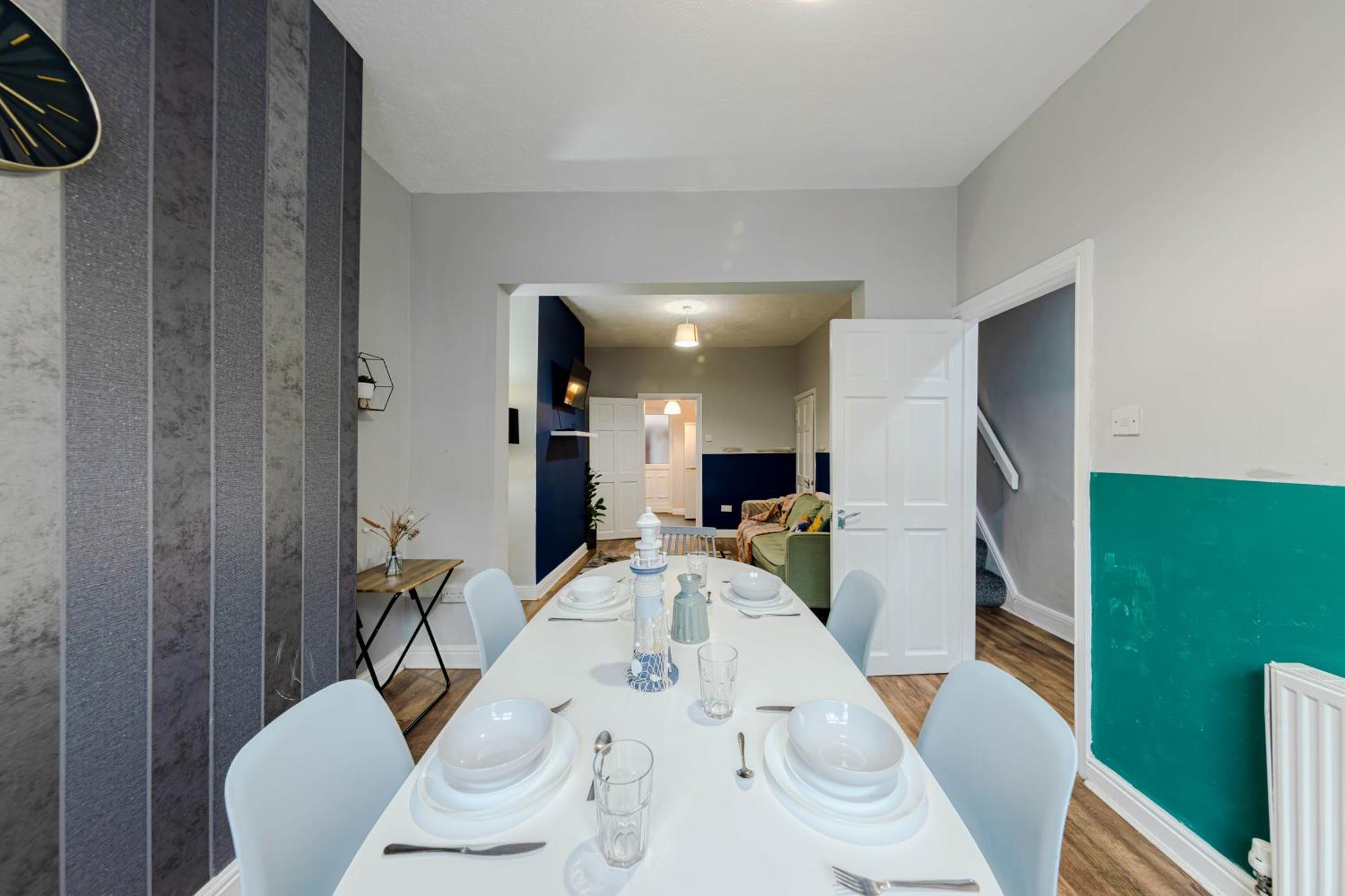 Holiday home The Shamrock Stadium Side Retreat - Spacious House - Free Parking Liverpool