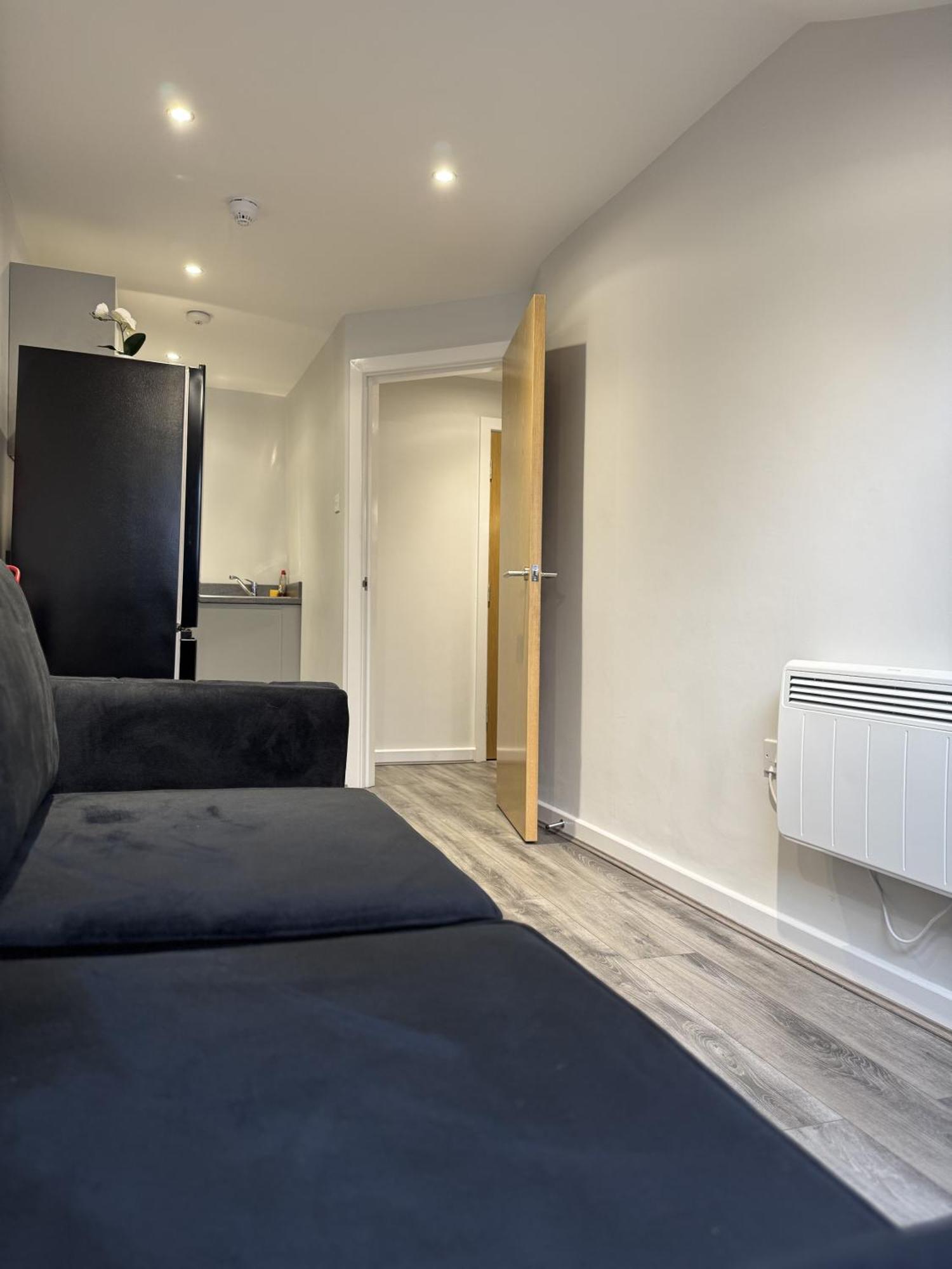 Cozy Hideaway - 1-bed Perfect For Couples & Solo Travelers Apartment *