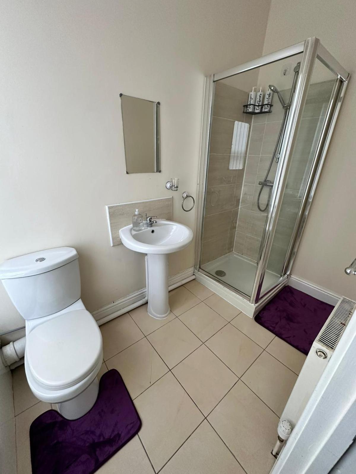 Hotel Elm Vale