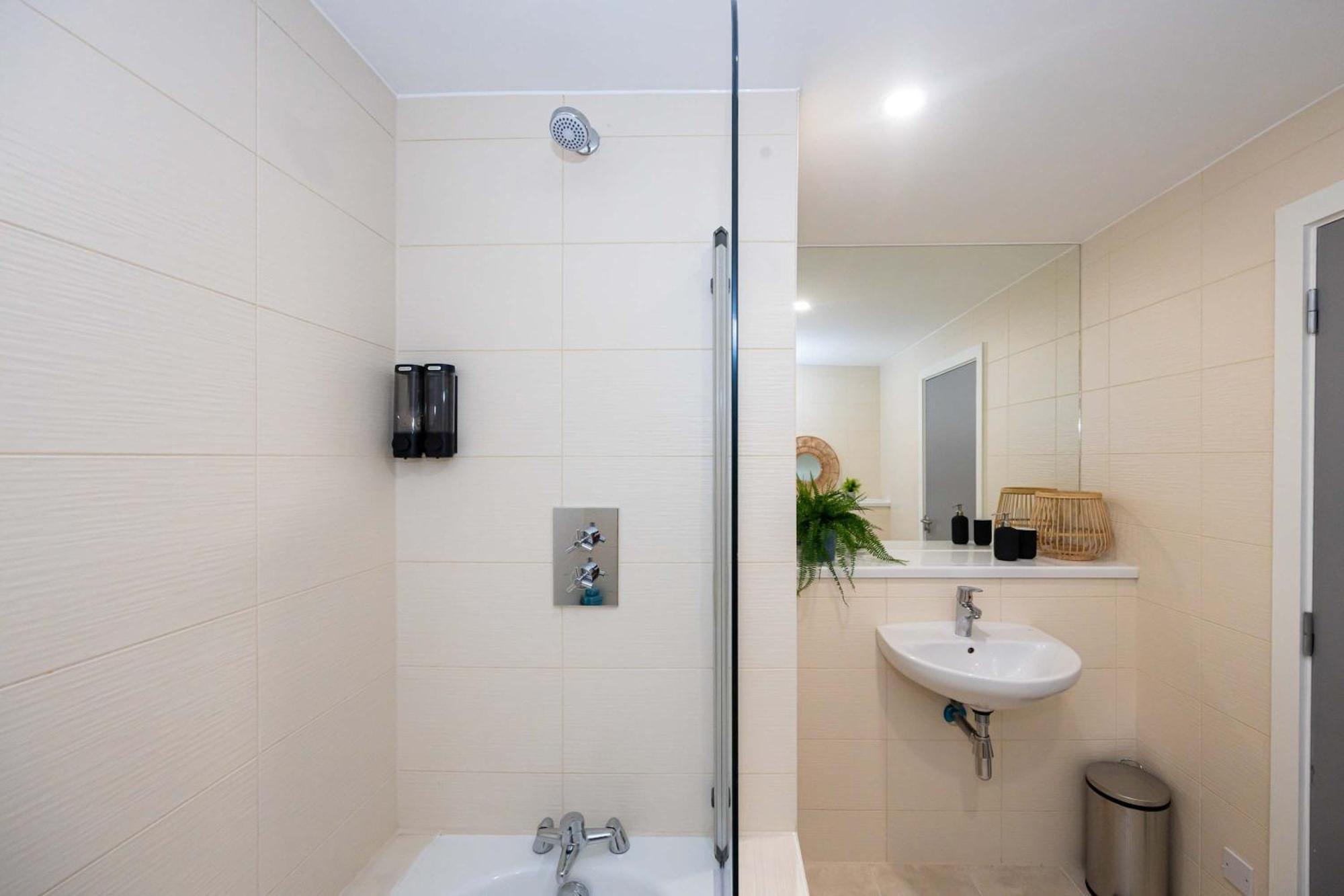 Apartment Brand New Luxury By Superhost