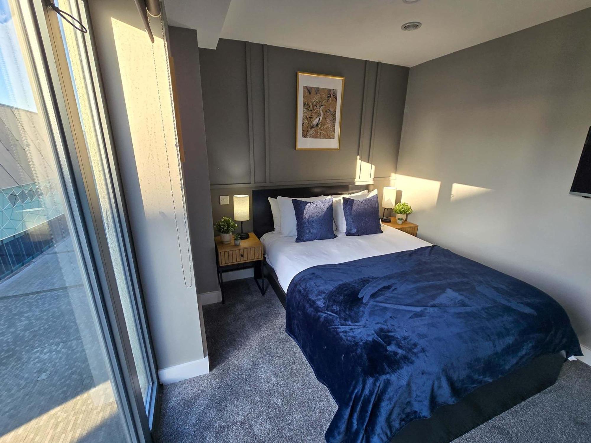 Brand New Luxury By Superhost Apartment *