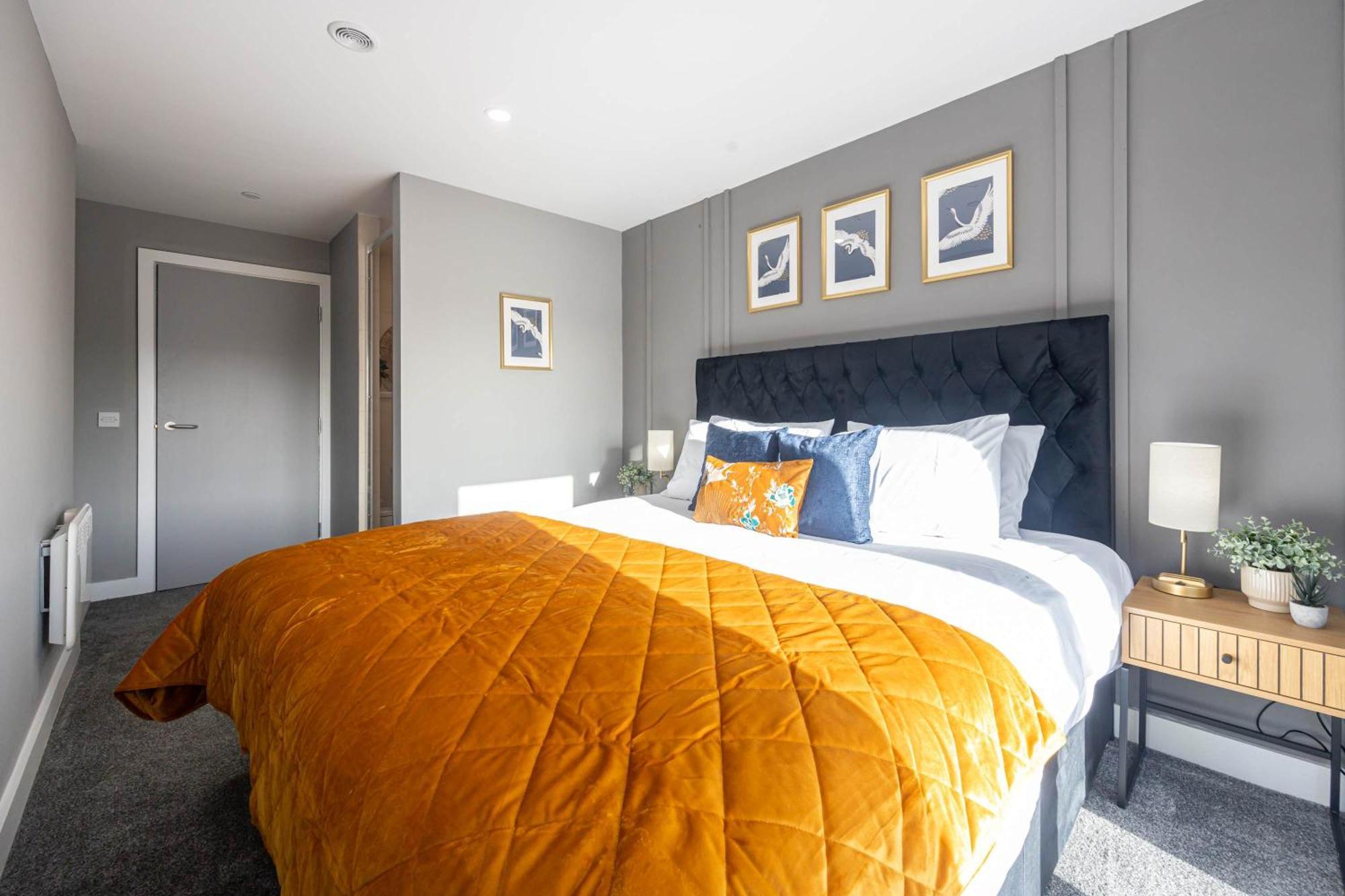 Brand New Luxury By Superhost Apartment *
