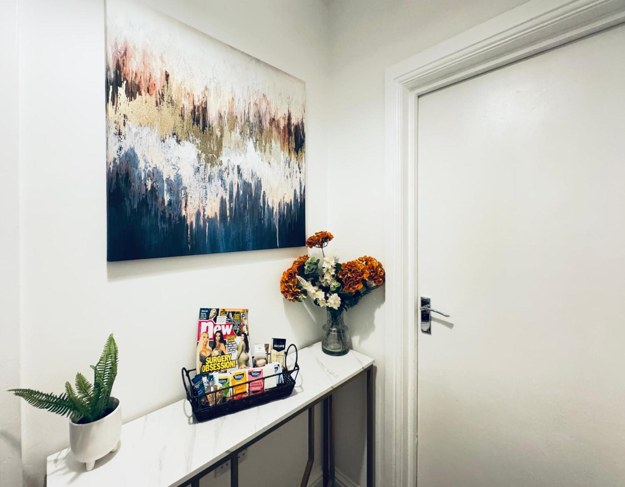 Apartment Link Perfect For Concert Goers, Football Fans And Contractors, Closer To Centre, Everton, Grounds *