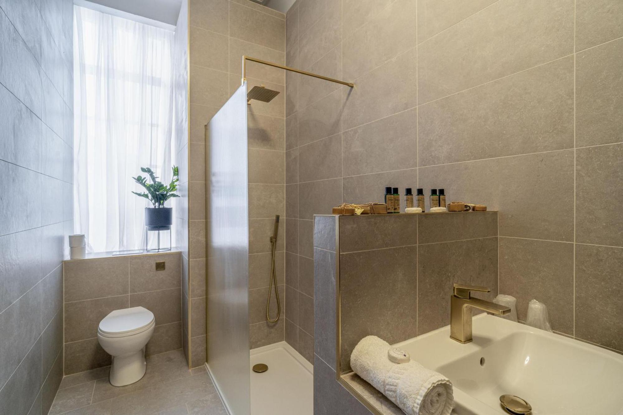 Hotel Adelphi 3*