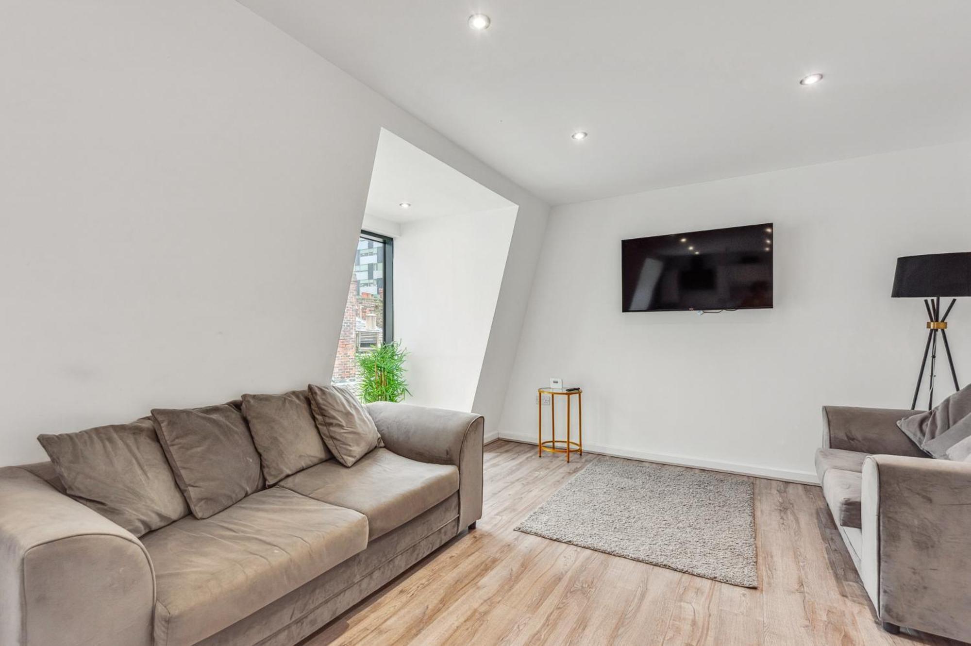 Apartment Retreat *