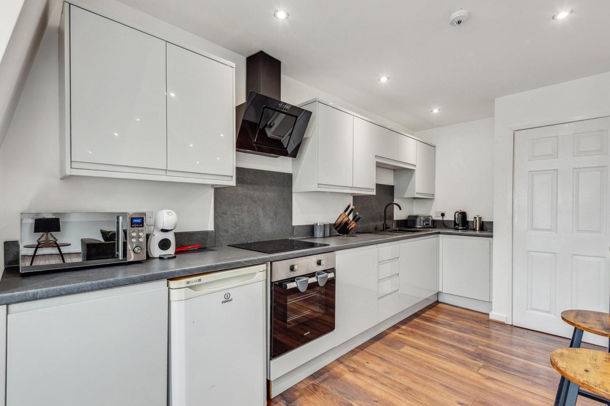 Retreat Apartment *