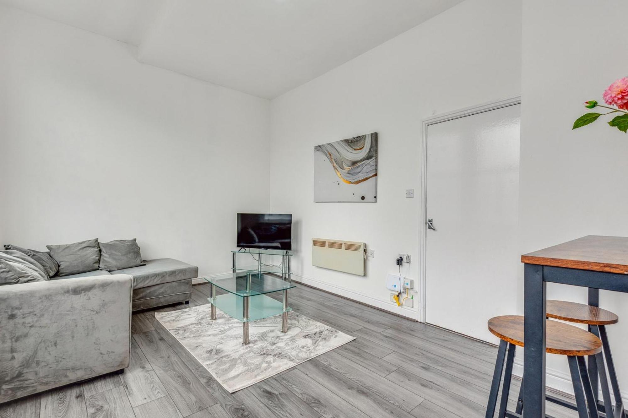 Apartment Retreat