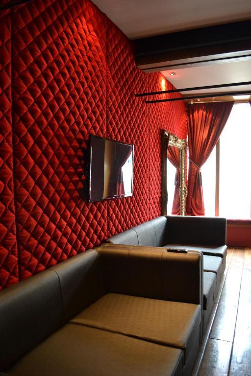 Signature Living Hotel