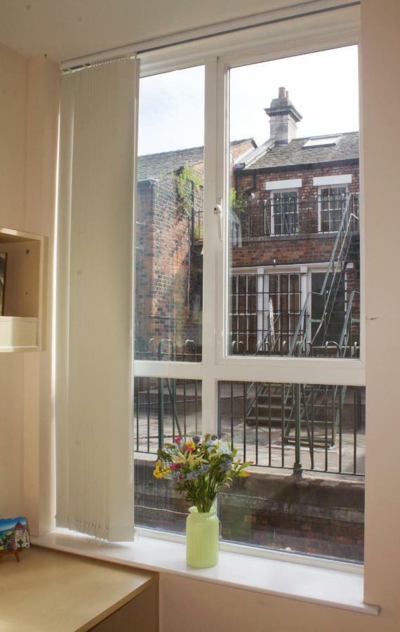 Renshaw Guest house Liverpool