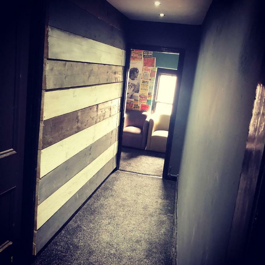 Guest house Party Pad Liverpool