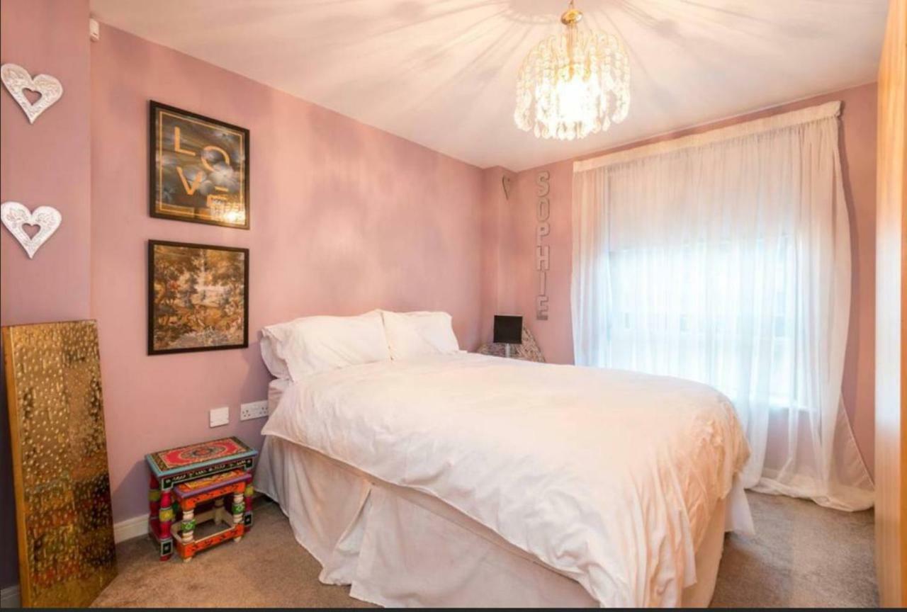 Apartment Flat 6, First Floor, Manhattan Place - Centre