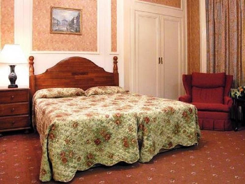Adelphi Hotel Liverpool
