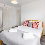 Host Liverpool - Rooms In A Spacious Coliving And Coworking Home With Garden, And Parking Close To Centre