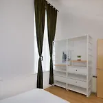 Guestready - Splendid 2 Bed Home With Parking 2-Mins Walk To Chinatown