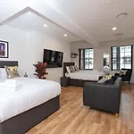 Concert Square Apartments By Happy Days