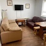 Modern, Quiet, Sleeps 10, Anfield, Tourists, Liverpool
