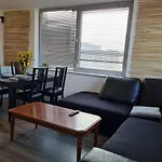 Two-Bedroom Ground-Floor Apartment Self Check-In