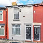 Serviced Accommodation 2 Bedroom Holiday House