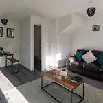 Luxury 3-Bedroom, 2-Bathroom Home Sleeps 7 People