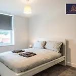 Swan House Apartment 9 - 2 Bed Apartment - Sleeps 6 - Free Parking - Liverpool - Close To City Centre - By All Elite Stays