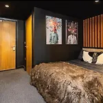 One Of Kind Boutique Pad