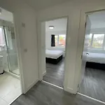 Ryan I Air I Bnb - 147-153 Mill Street - Free Parking