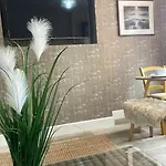 Rockley Green House - 3 Bedroom Home In Liverpool