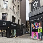 L1 Luxury Living