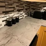 Modern 3 Bedroom House, Fast 5G Wi-Fi, Anfield
