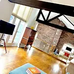 Unique Barn House - Near Lark Lane & Sefton Park