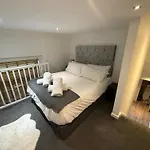 5 Halifax House Apartment 7