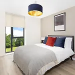 Richmond Apartments - Air Host & Stay