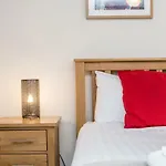 Host & Stay - York Place Apt