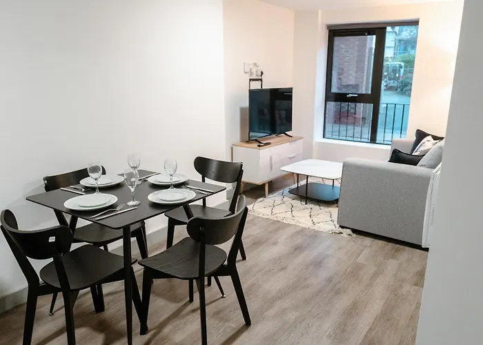 Contemporary 1 Bed Apartment In Central Liverpool