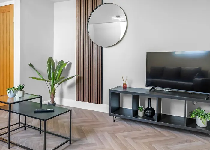 St George\'S Quarter - Luxury Stays - Duplex - Free Parking - Home From Home - Free Wifi - Newly Renovated - Moorfeilds