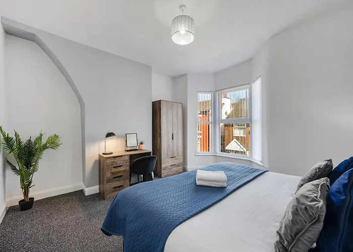 Cameron House - Air Host & Stay