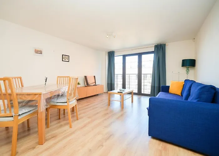 Luxury Two Bedroom Apartment Liverpool City Centre