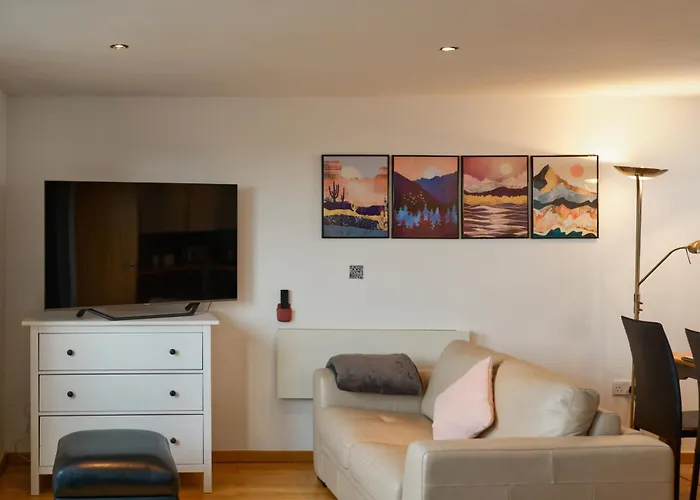 Sidemersey Livings - Magical Central Garden Apartments In Benson Street
